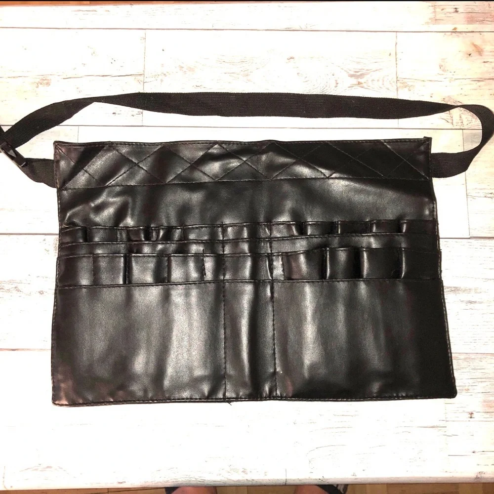 Makeup brush organizer